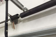 garage-door-springs-repair
